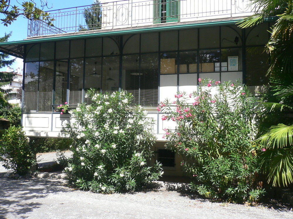 Hotel Montilleul - Villa Primrose Pau Exteriör bild